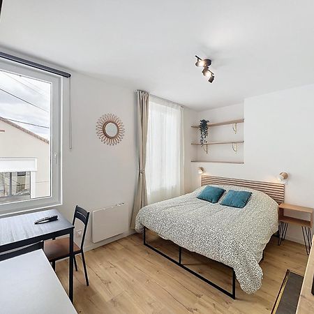 Studios - 1 Min Gare Chatellerault - Entree Autonome - ภายนอก รูปภาพ
