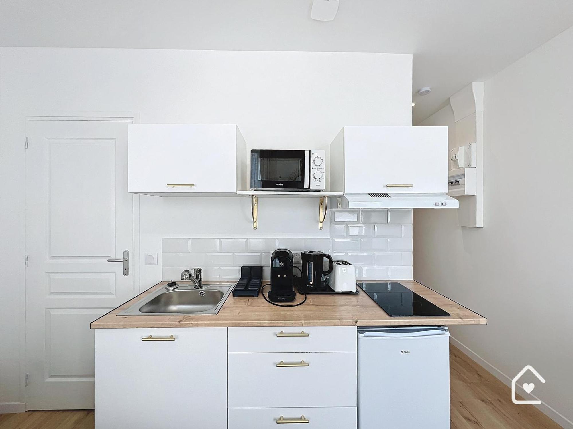 Studios - 1 Min Gare Chatellerault - Entree Autonome - ภายนอก รูปภาพ