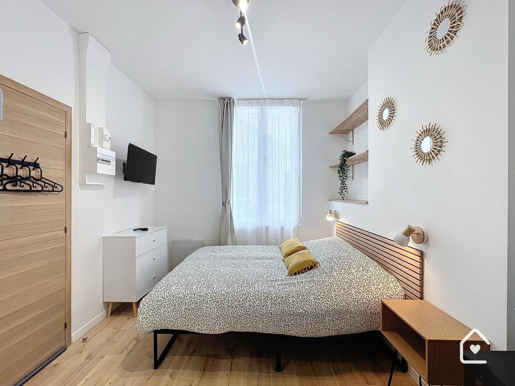 Studios - 1 Min Gare Chatellerault - Entree Autonome - ภายนอก รูปภาพ