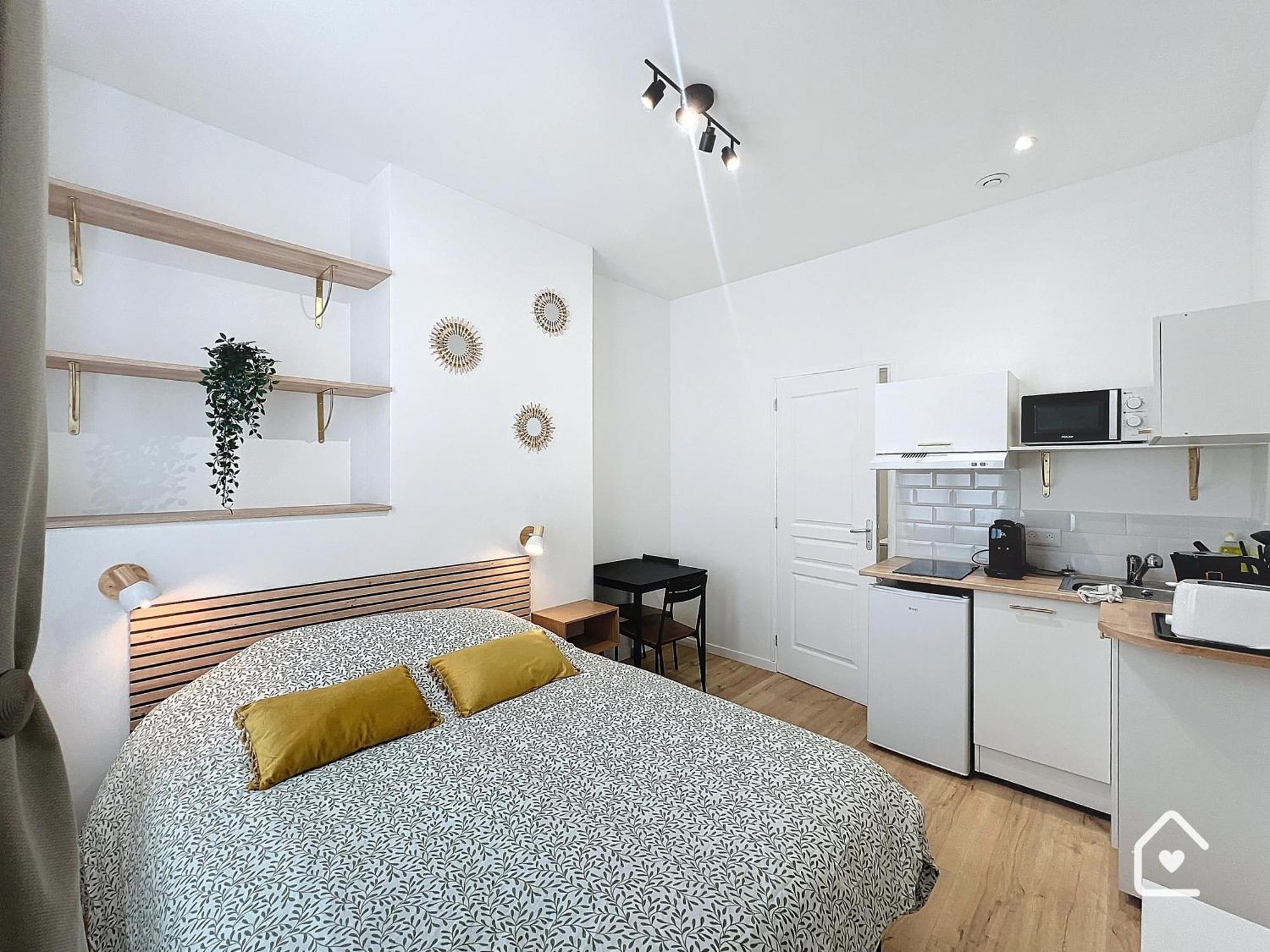 Studios - 1 Min Gare Chatellerault - Entree Autonome - ภายนอก รูปภาพ